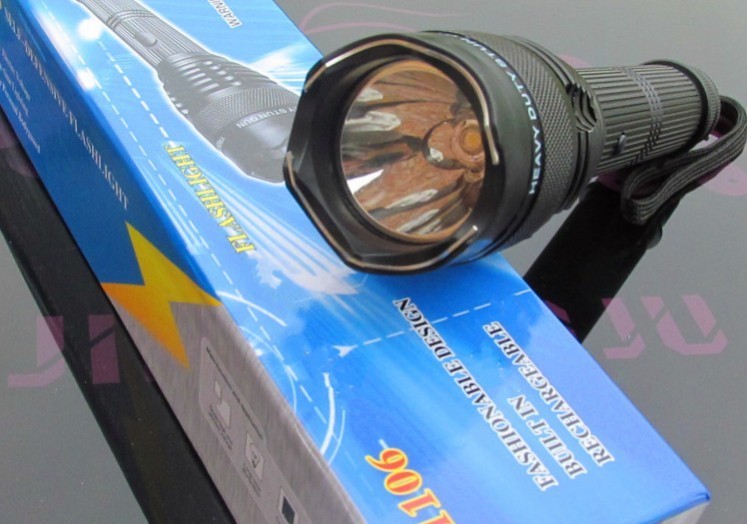 防身手電電擊棒有沒有用？